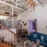 Watermill Villa *